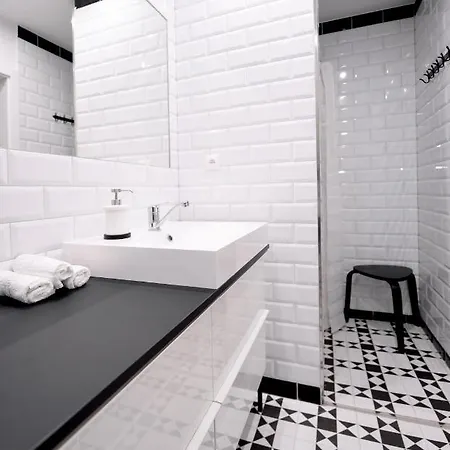 S Atriom V Historickom Centre Trenčín