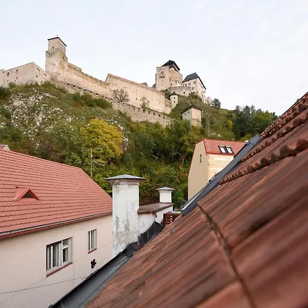 S Atriom V Historickom Centre Apartament