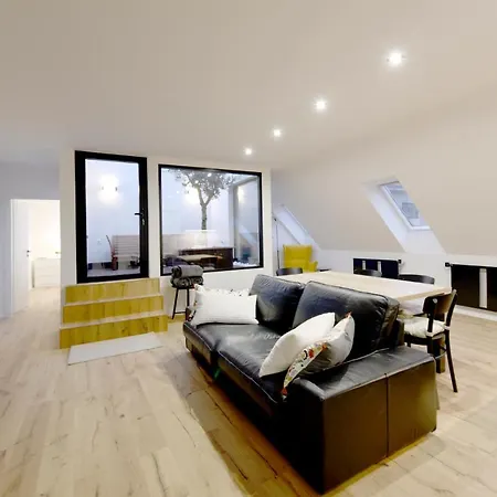 S Atriom V Historickom Centre *