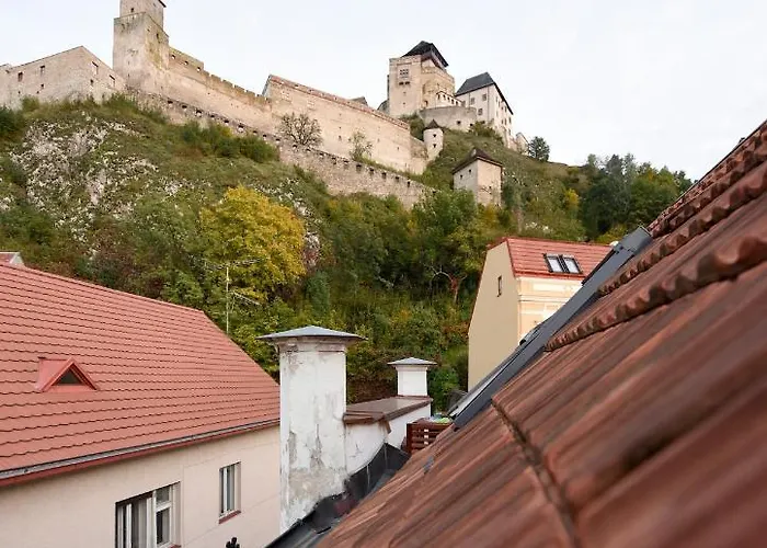 S Atriom V Historickom Centre Lejlighed